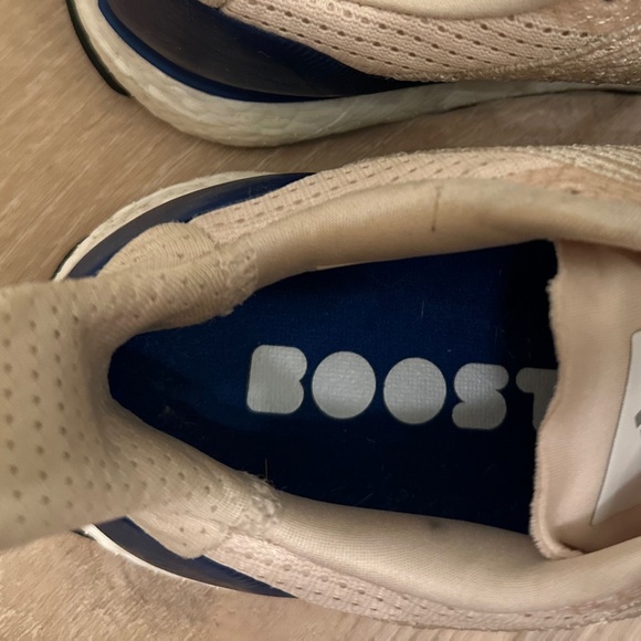 Adidas Solar Boost  Wmns 7.5 / Men 6.5 - Picture 10 of 12